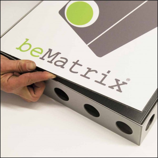 Füllungen für Messestand beMatrix